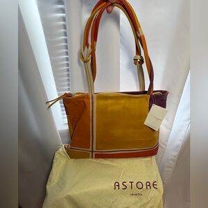 NWT ASTORE VENEZIA Colorblock Leather Handbag